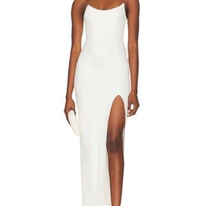 Ryleigh Strapless Maxi Dress in White
superdown XXS